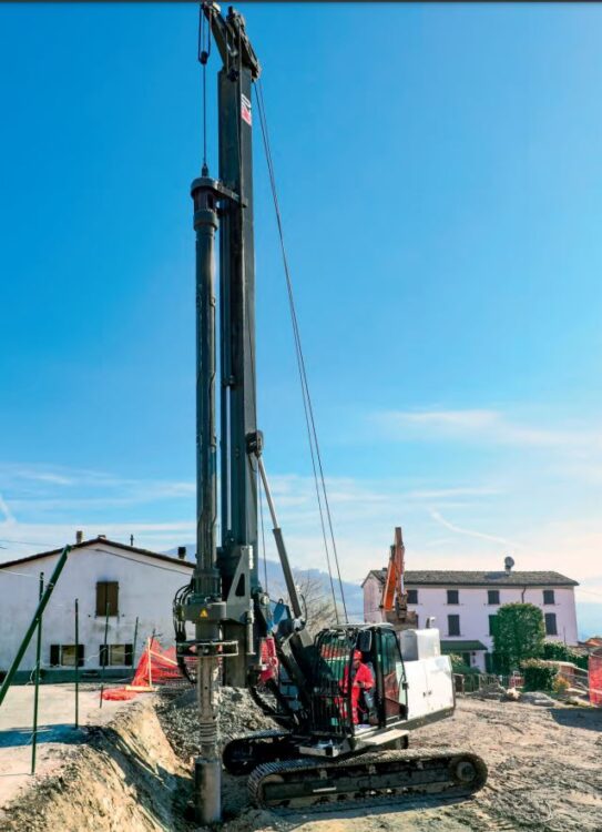 World Class Foundation and Piling Equipment. Casgrande UK